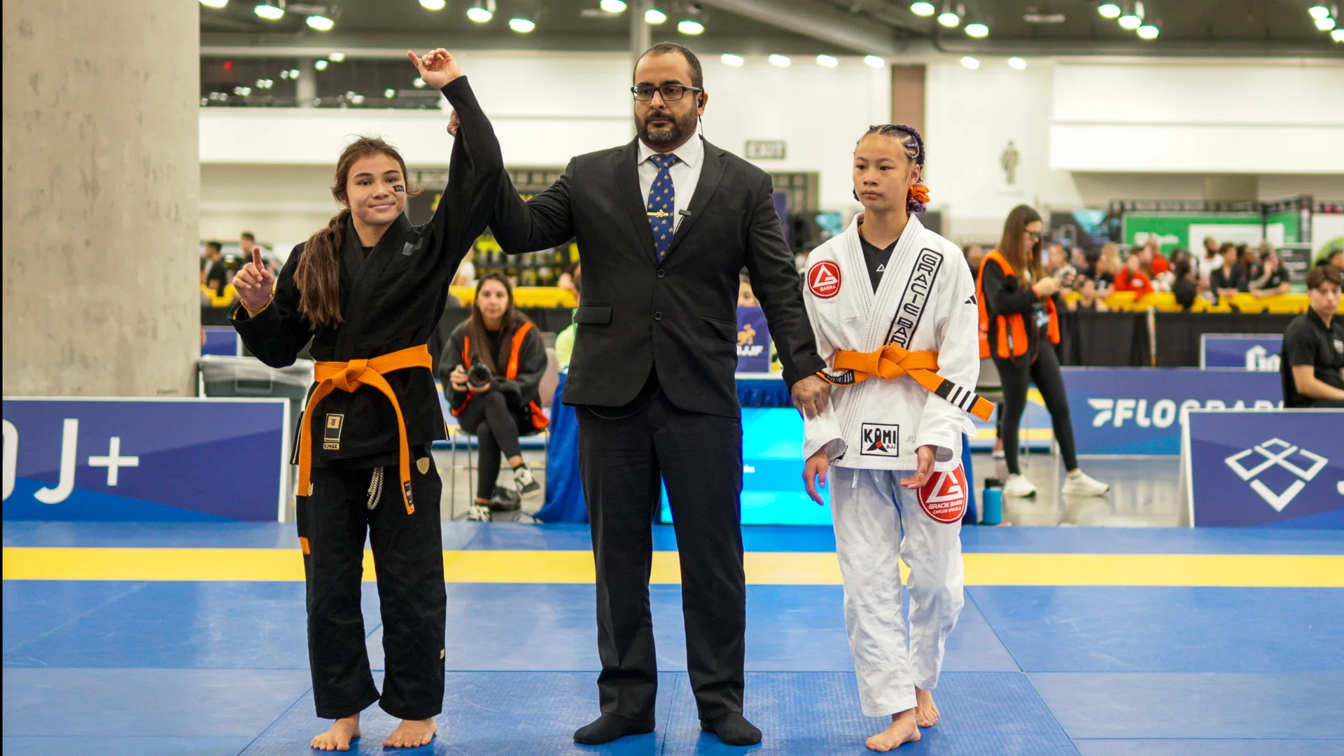 The referee raises Bailey Heinsohn’s arm after her Gi match against Tiana Ka Kei Wan at the 2026 IBJJF Jiu-Jitsu CON in Las Vegas.